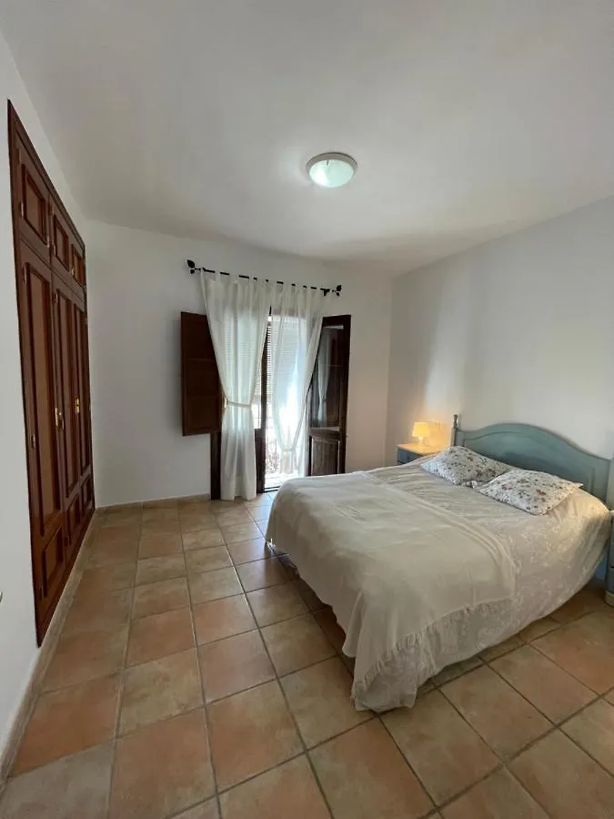 Agradable Casa Rural Con Chimenea En Interior Higuera De La Sierra  Higuera De La Sierra (Huelva)